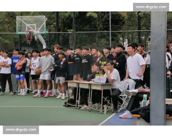 路人王 1V1：防守者的强攻生存战