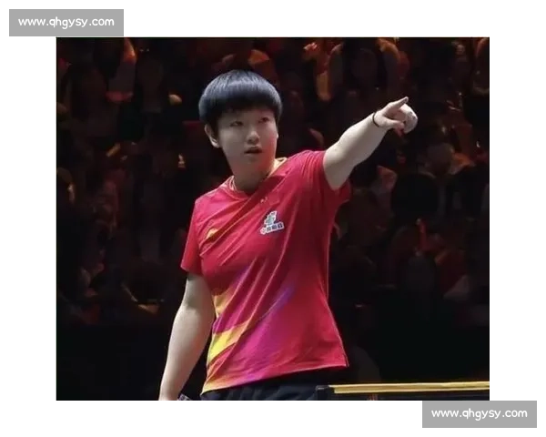 场边零互动引争议，孙颖莎举动暗藏深意